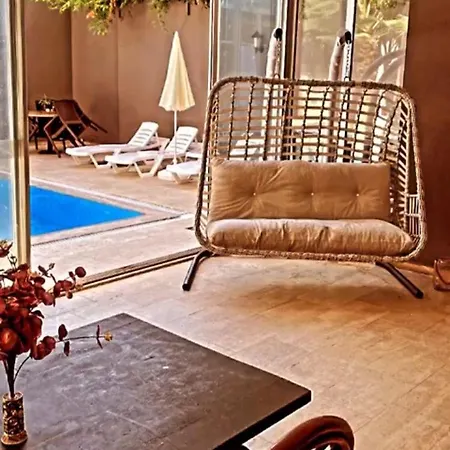 Hotel Alanya Bed & Breakfast 3*