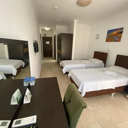 Hotel Alanya Bed & Breakfast 3*
